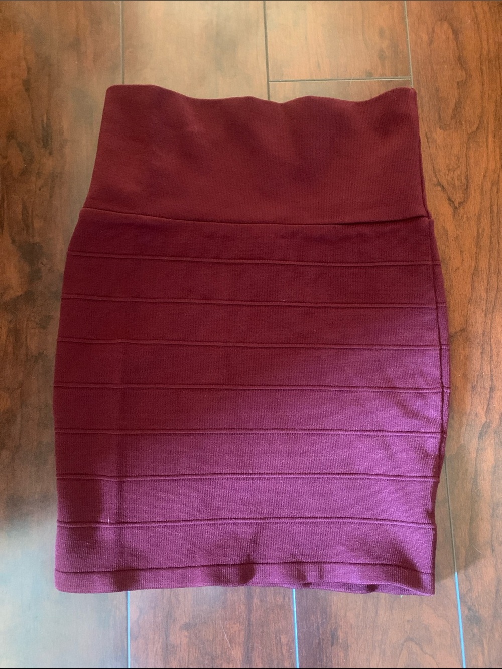 High-Waist Bandage Pencil Skirt in Burgundy